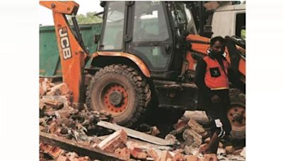 Demolition fear looms in other slum clusters days after hundreds displaced in Khyber Pass