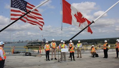 Howe family helps celebrate completion of Gordie Howe bridge deck | CBC News