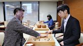 紅面棋王周俊勳與8冠王許皓鋐 (圖)