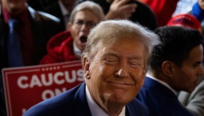 Votação em Indiana mostra que Trump ainda tem problemas com republicanos resistentes Por Reuters