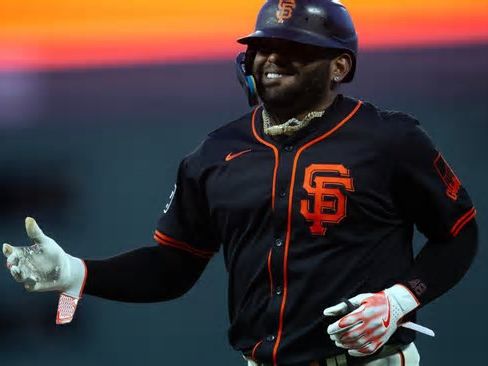 Giants release the Panda, World Series hero Pablo Sandoval