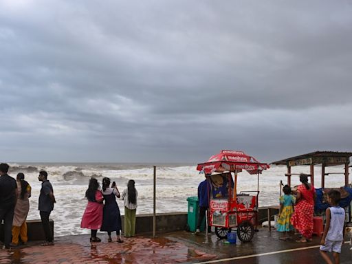 Monsoon Arrives Early in Maharashtra, Gujarat: Where Is It Now & When Will It Hit Delhi, Northern India? - News18