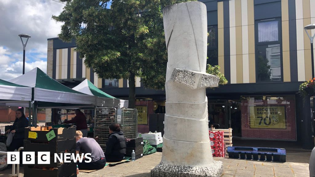 Beeston town centre sculpture to be relocated for renovations