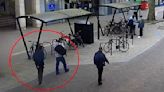 Shocking moment bike thieves cut lock and ride bicycle away