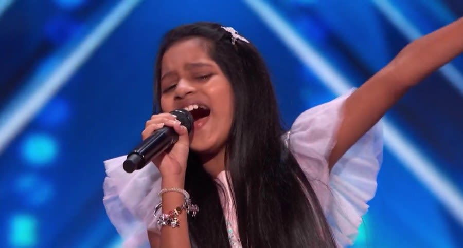 9-year-old Tampa girl floors AGT judges, gets Klum’s Golden Buzzer