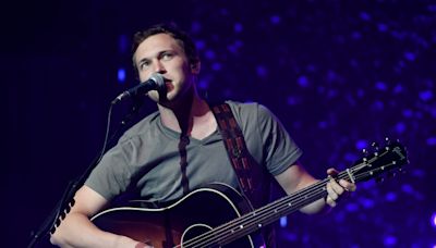 Phillip Phillips to perform 'God Bless America' ahead of Indy 500