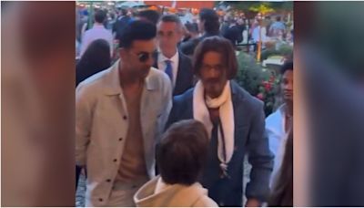 SRK interacts with Ranbir Kapoor at Ambani bash, fans call him Johnny Depp