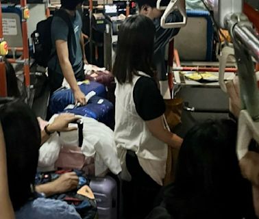 日本教授一張照片揭京都觀光公害 公車走道遭遊客行李擠滿、阻居民通行害遲到 | 國際焦點 - 太報 TaiSounds
