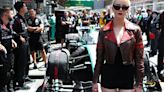 Anya Taylor-Joy fue a apoyar a Lewis Hamilton y revolucionó el Gran Premio de Mónaco