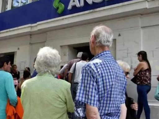 Anunciaron un nuevo bono para jubilados de $ 70.000: cuándo se cobrará | Economía