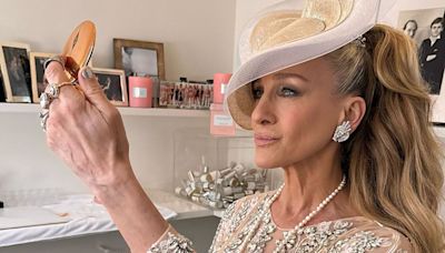 Sarah Jessica Parker’s Bright Under-Eyes Were Thanks to This Concealer From an Amal Clooney-Used Brand