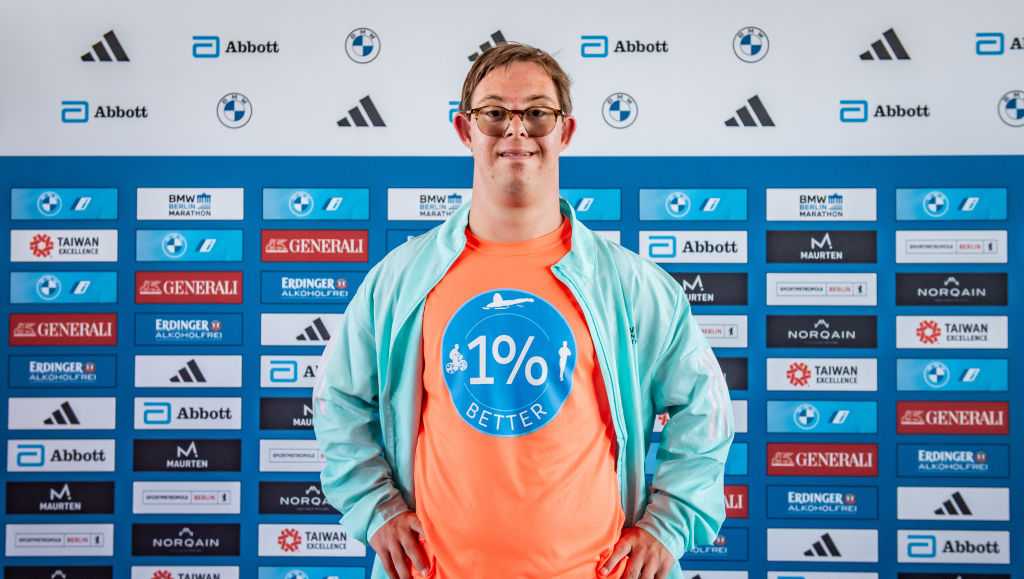 Man becomes first person with Down syndrome to run all 6 major marathons