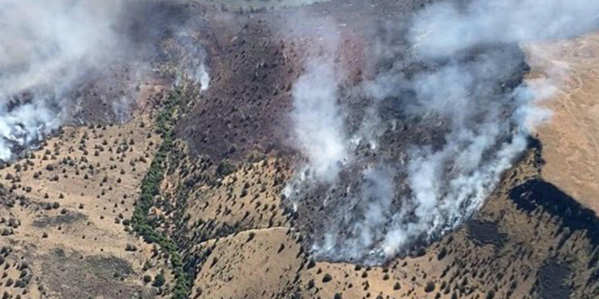 Air tanker goes missing while fighting wildfire near Seneca, Oregon