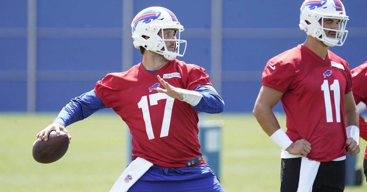 As he turns 28, Bills QB Josh Allen embraces expanded leadership role