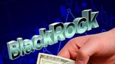 BlackRock recorta pago de Fink en 30% a US$25,2M para año 2022