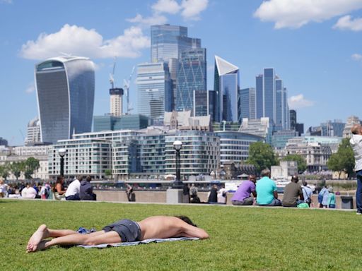 London weather: Temperature to hit 30C today with capital hotter than Ibiza amid heatwave