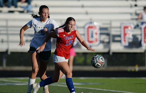 WNC high school girls soccer power rankings: Seven teams remain after two playoff rounds