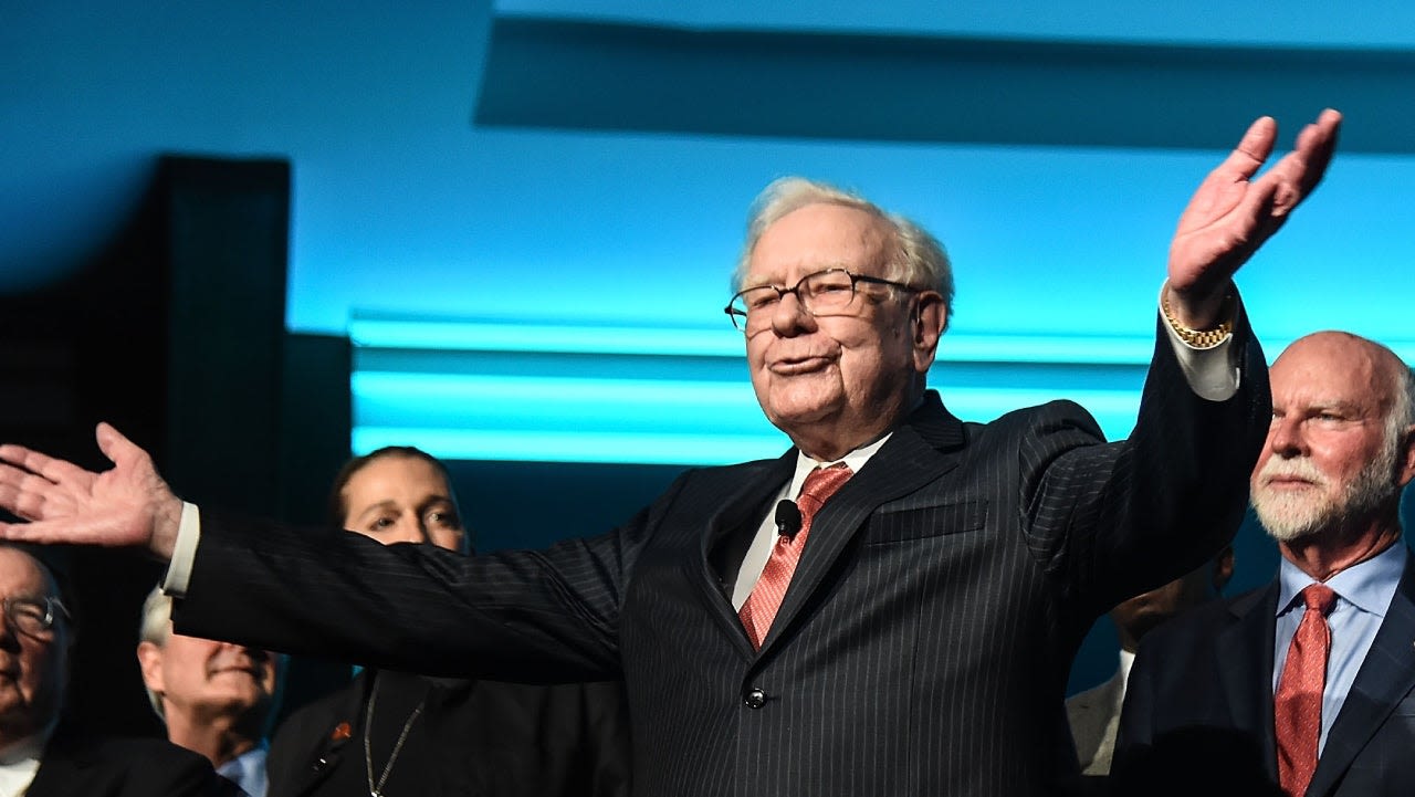 Warren Buffett's Berkshire Hathaway Annual Meeting: 5 Takeaways For Investors | Bankrate