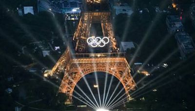 Ringe, Feuer, Statuen: Symbole sollen in Paris bleiben