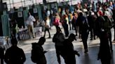 Independencia, Santiago y Estación Central: las comunas donde el voto migrante podría ser factor decisivo - La Tercera