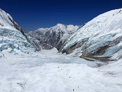 British Climber and Guide Missing on Mount Everest as Death of Another Mountaineer Confirmed