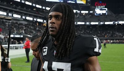 Raiders’ Davante Adams Sends Stern Warning to Chargers’ Social Team