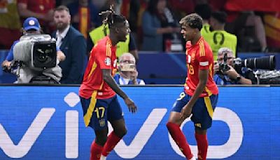 Espagne-Angleterre: le duo Williams-Yamal frappe encore sur l'ouverture du score de la Roja, nouveau record pour Yamal