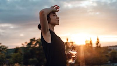 Pendant la canicule pour continuer à faire du sport, mieux vaut respecter les bons gestes de cette médecin