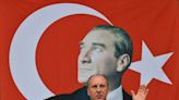 Boost for Erdogan rival as struggling candidate quits Turkish presidential election race