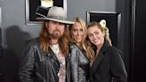 Miley Cyrus Details Relationship With Parents Tish and Billy Ray Cyrus Amid Rumored Family Rift - E! Online
