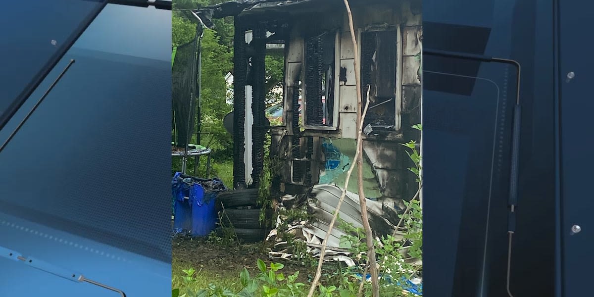 House fire breaks out, kills family pet in Franklin