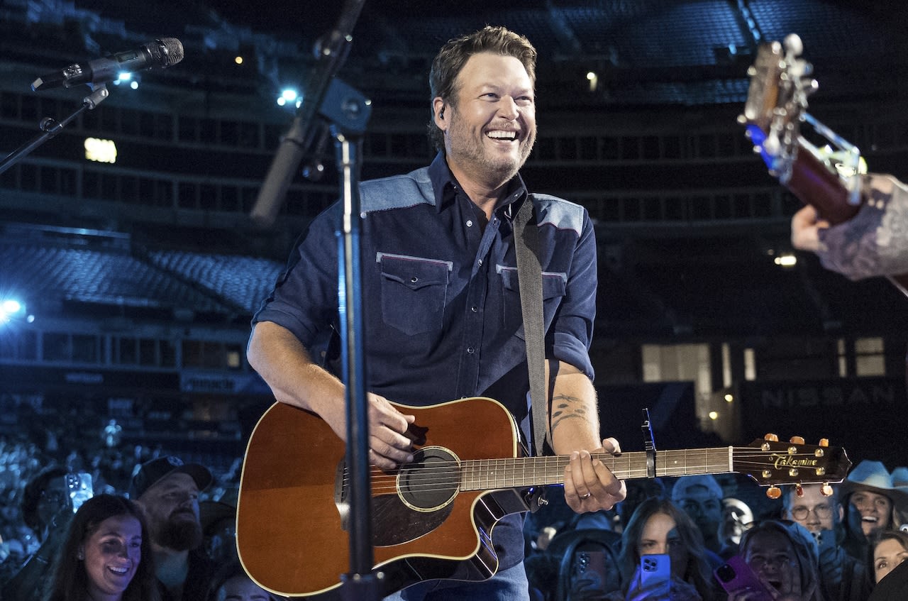 Country singer Blake Shelton makes major career announcement