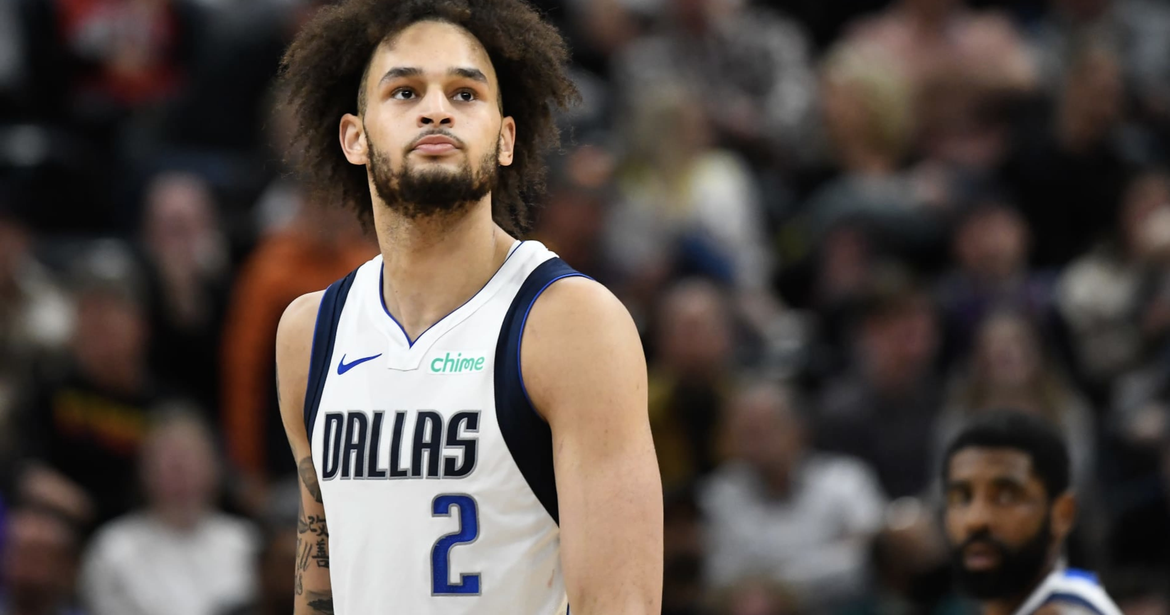 Report: Mavs' Dereck Lively II to Undergo Scan After Suffering Neck Injury vs. Wolves