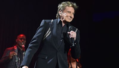 Barry Manilow Returns to Stage for London Residency After Canceling Show 'Under Doctor's Orders'