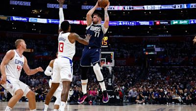 Luka Doncic scores 35 points, leads Mavericks to 123-93 victory and 3-2 series lead over Clippers