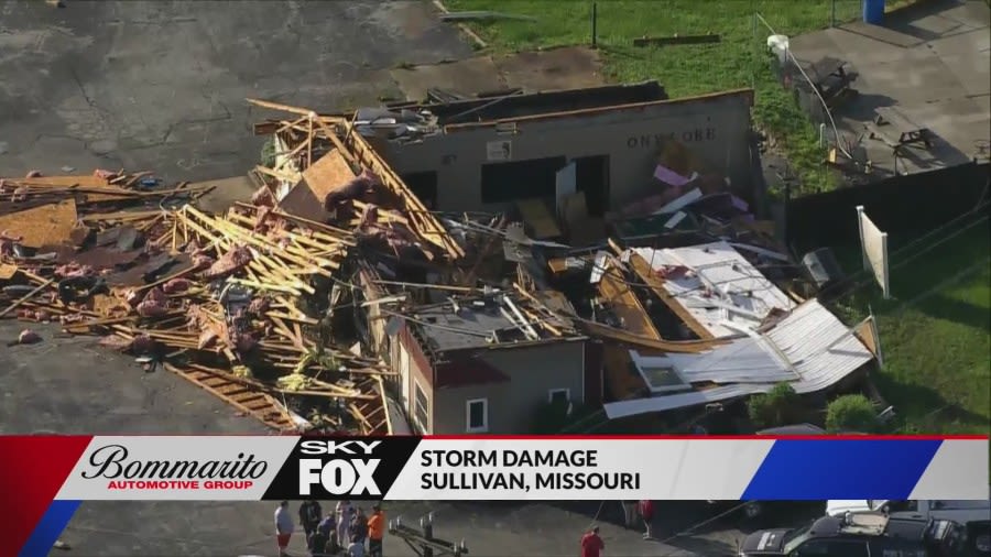 EF-1 tornado destroys pub in Sullivan, Missouri