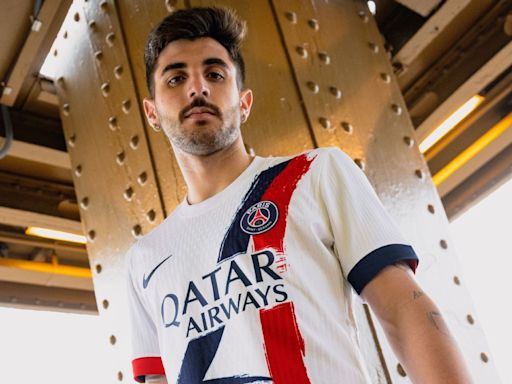 What an eyeful! PSG's glorious new away kit inspired by Eiffel Tower