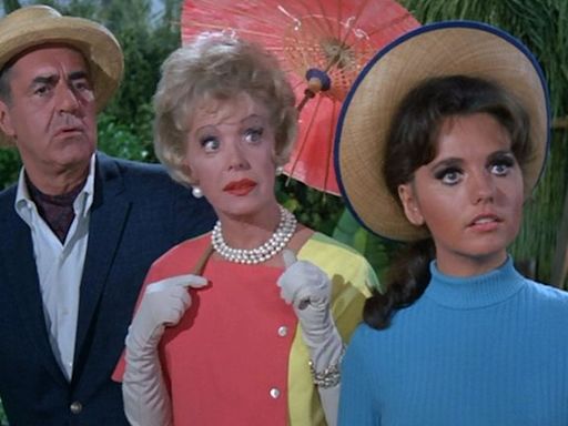 How The Howells Had So Many Clothes While Stranded On Gilligan's Island - SlashFilm