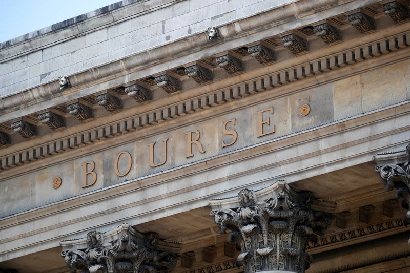 France stocks mixed at close of trade; CAC 40 down 0.98% By Investing.com