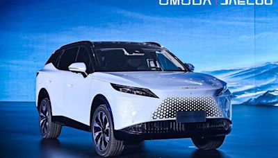 Omoda 7, con una versión PHEV y listo para principios del año que viene