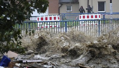 Thousands evacuate amid rising floodwaters in Czech Republic