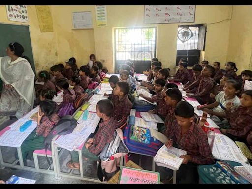 Kundanpuri school has single room for 80 kids