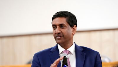 Ro Khanna: Biden ‘should and will get out’ to campuses where protests are happening