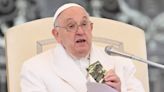 Papa Francisco pediu a bispos italianos para não aceitarem seminaristas gays, diz jornal