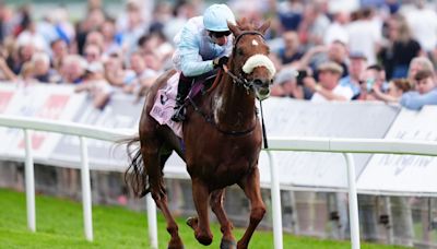 Giavellotto beats Vauban to defend Yorkshire Cup crown in style at York