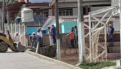 Disputa por predio en Huitzilan lleva a demolición de obras en escuela