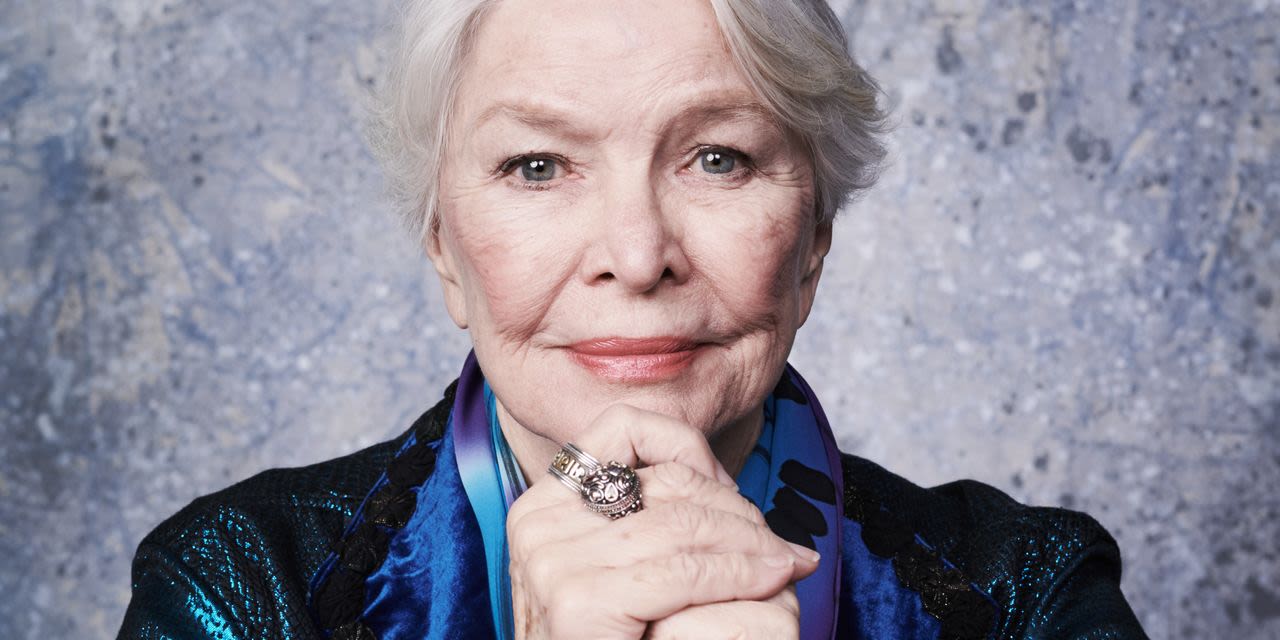 Ellen Burstyn Barely Survived Childhood. Then She Won an Oscar, a Tony and Two Emmys.