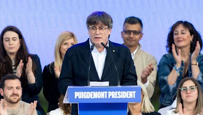 El independentista catalán Puigdemont critica duramente al Supremo español, que rechazó amnistiarlo