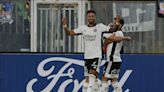 Colo Colo gana el clásico ante la "U" y se afianza en la cima del fútbol en Chile