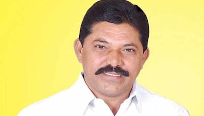 Telangana | Former Adilabad MP Rathod Ramesh passes away